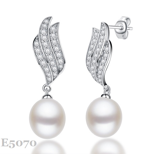 Silver Pearl Earring E5070